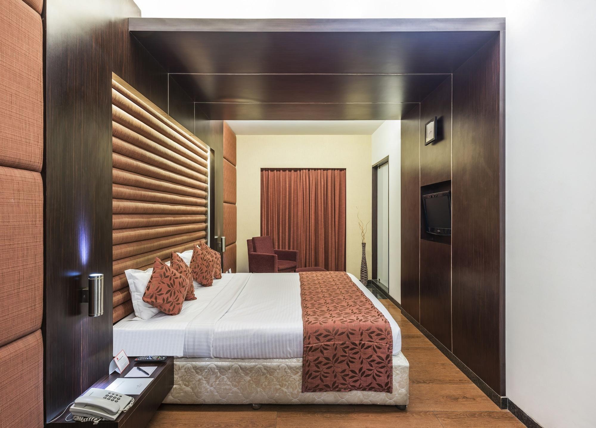 Gcc Hotel And Club Mira-Bhayandar Экстерьер фото